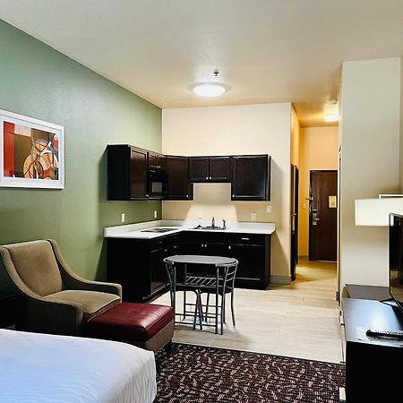 Best Western Plus The Woodlands Exterior photo